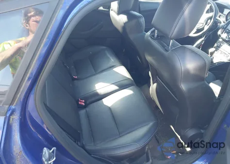 2013 Ford Focus St z USA, uszkodzony, nr VIN 1FADP3L99DL254826